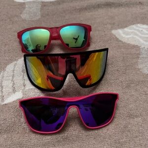Women’s Pink Mirrored Sunglasses - Stylish Reflective Lenses